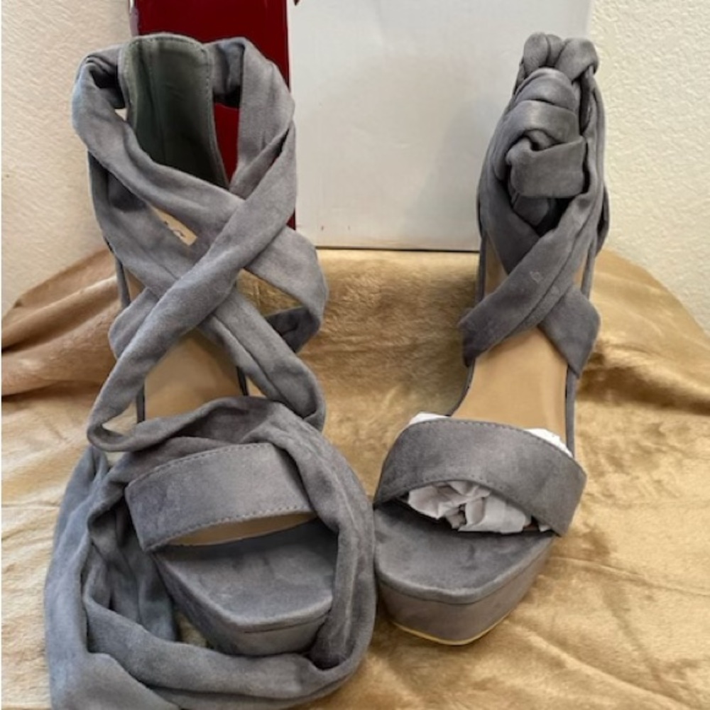 Style Shoes TWP8 Grey Suede Lace Up Heels